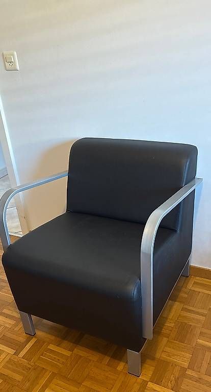 Poltrone: Fauteuil INCLASS noir – Usato da La Tour-de-Trême venduto da gan_5k85 3