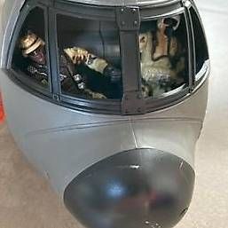 Giocattoli: Avion militaire avec figurines et accessoires – Usato da Vernayaz venduto da kat_h7s2 2