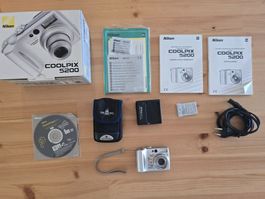 Nikon Coolpix 5200 5.1MP Funktionstüchtig mit OVP