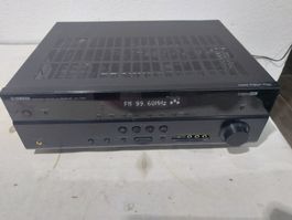 Yamaha RX-V467 AV-Receiver,  Schwarz, Verstärker
