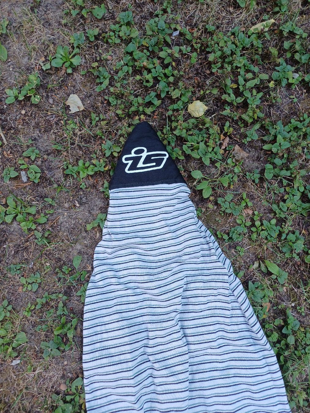 Tavole da surf e di nuoto: Housse Surfboard IG 7'0" rayée  – Usato da Pravidondaz (Salins) venduto da maceoparker2013 1