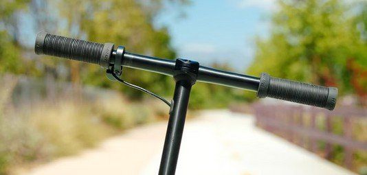 Kickboard: Trottinette électrique Razor Power A5 – Usato da Gorgier venduto da Famiro 4