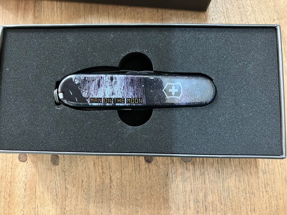 VICTORINOX MAN ON THE MOON SPECIAL EDITION 2019 Kaufen auf Ricardo
