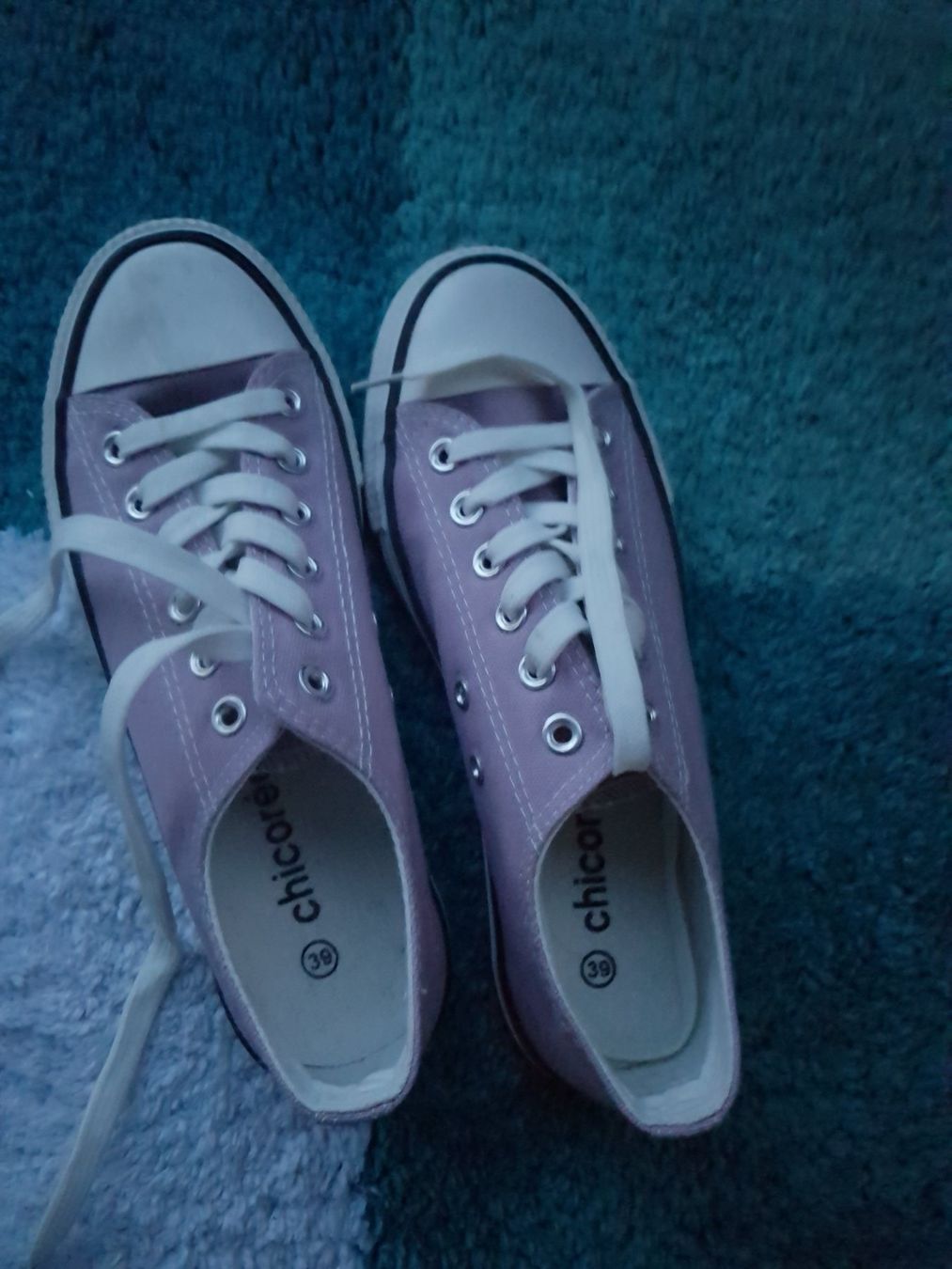 Scarpe da donna: Leichter Turnschuh, Hellviollet Gr.39 – Usato da Niedergösgen venduto da Happy-7