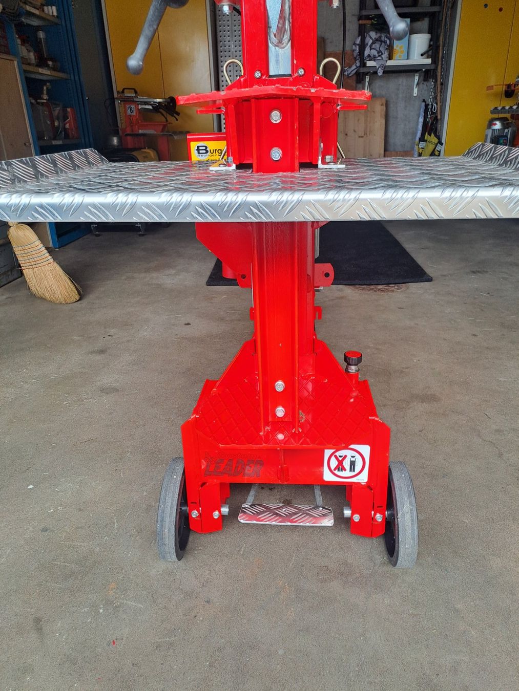 Tutte le macchine: Holzspalter 6 Ton – Usato da Grossdietwil venduto da Appaloosa 5