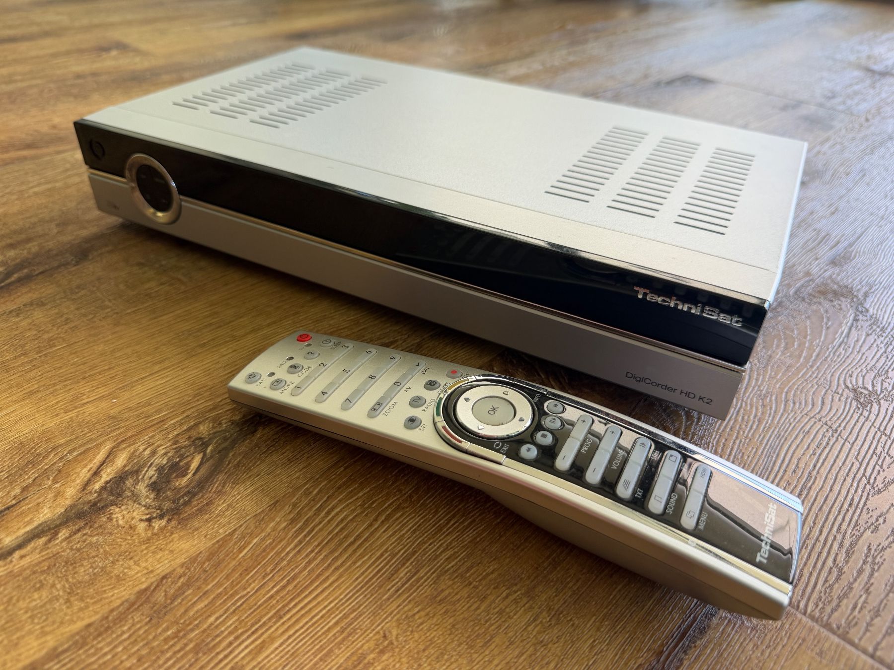 Technisat Récepteurs: TV Receiver TechniSat Digicorder – D'occasion à Aesch BL par pink86