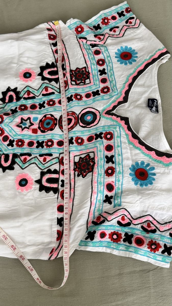 Tuniques: Damen Kleid / Tunika mit Taschen – Neuf (Voir description) à Mörigen par TimelessFinds 1