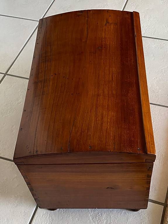 Cassapanche: Petit coffre en bois – Usato da St-Blaise venduto da NSUTT1953 4