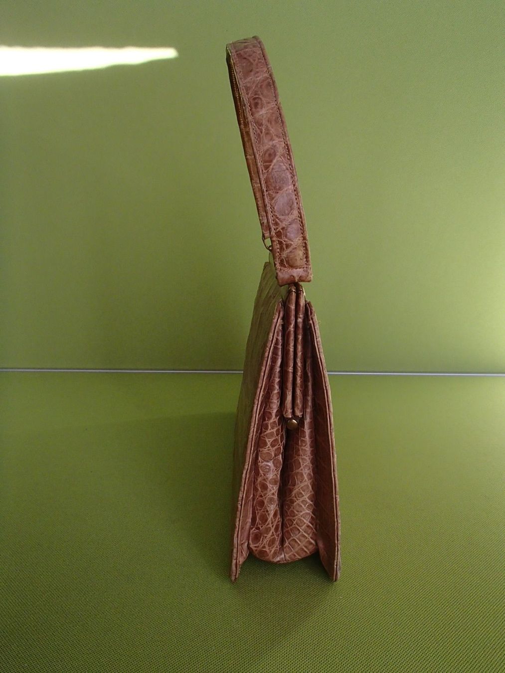 Taschen für Damen: hellbraune Vintage Krokotasche – Gebraucht aus Schöfflisdorf von pullux 5