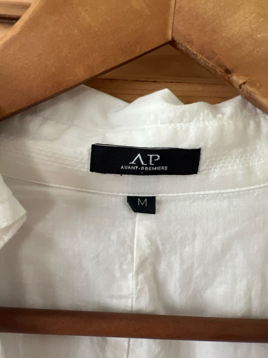 Avant Premiere Vestiti: weisses Baumwollkleid AP M – Usato da Spiez venduto da Vemai 2