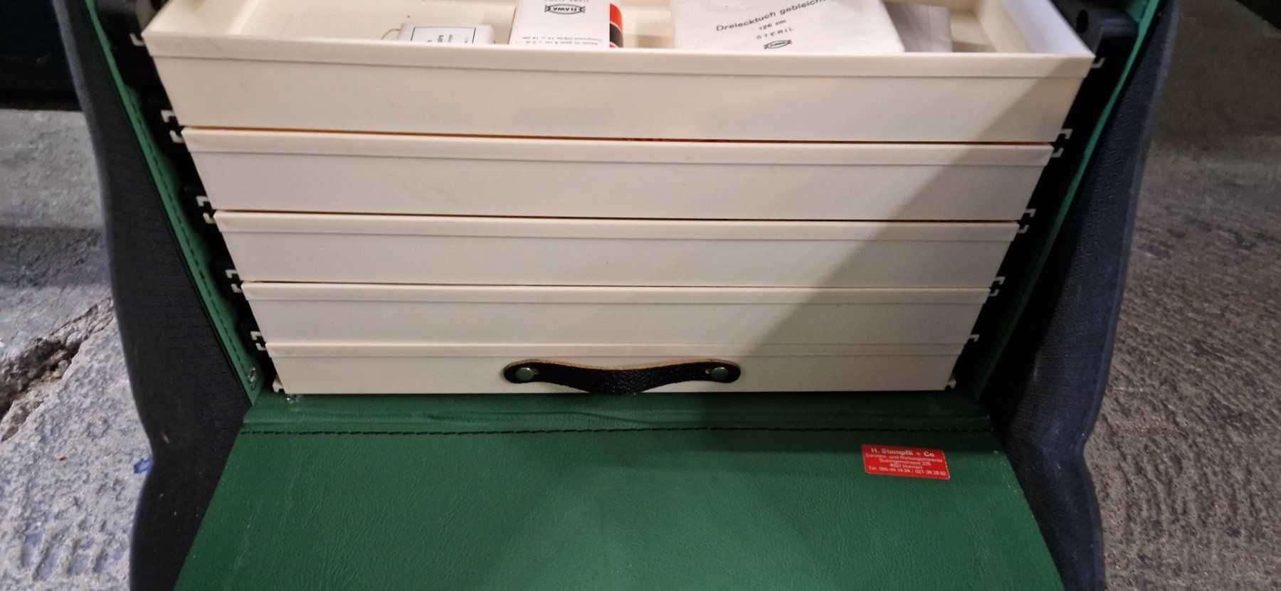 Kit di pronto soccorso: SANITÄTSKOFFER – Usato da Bilten venduto da Mic2022 5