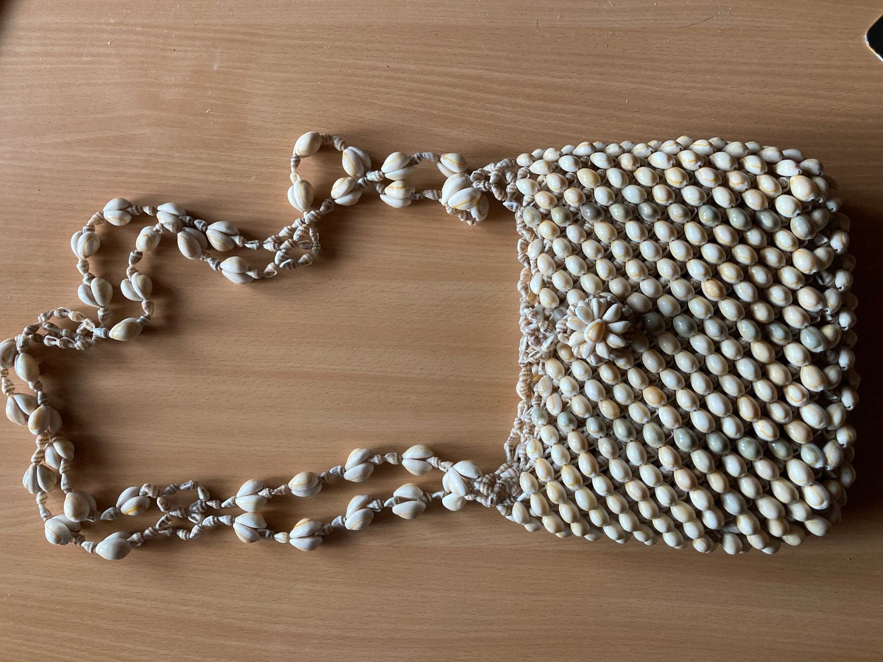 Borse da donna: 2 Stück Täschli aus Muscheln – Usato da Lütisburg venduto da wiesenpippau 1