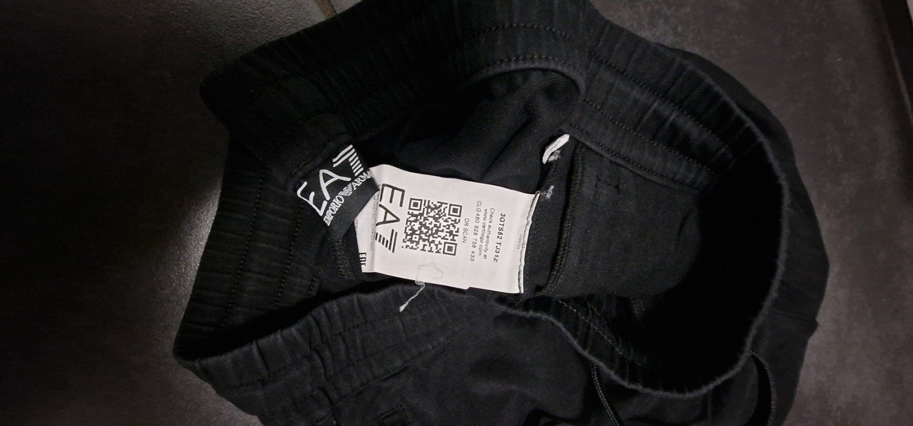 Armani Lotti di vestiti: Emporio Armani – Usato da Oftringen venduto da bin_2wk8 3