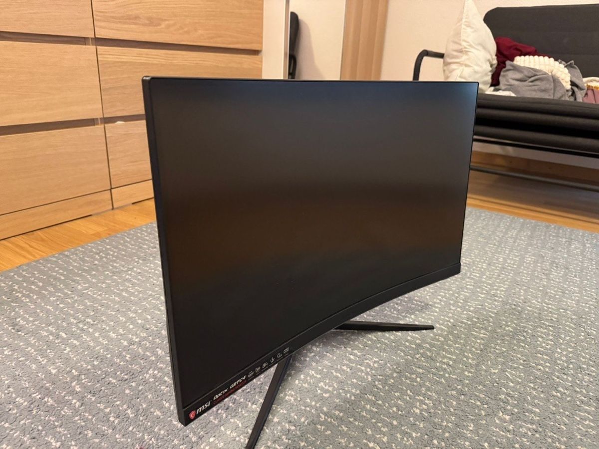Monitor: Monitor MSI Optix G27C4 – Usato da Zürich venduto da pie_6ccs 2