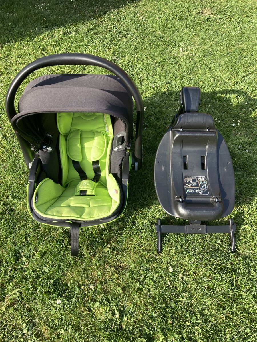 Kiddy Seggiolini per auto: Kiddy Evoluna i-Size 2 Autositz mit Isofix-Base Top! – Usato da Oberohringen venduto da Quartararo20 1