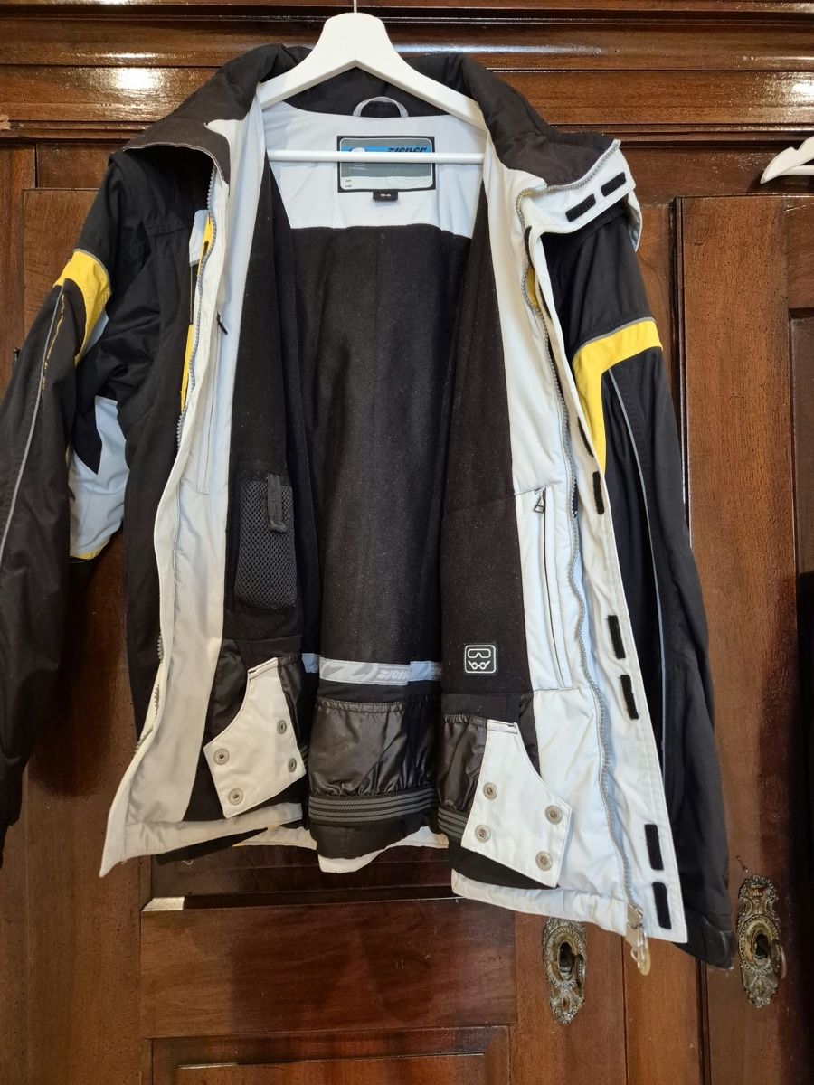 Jacken: Ski-Jacke gebraucht  – Gebraucht aus Läufelfingen von uk54 1