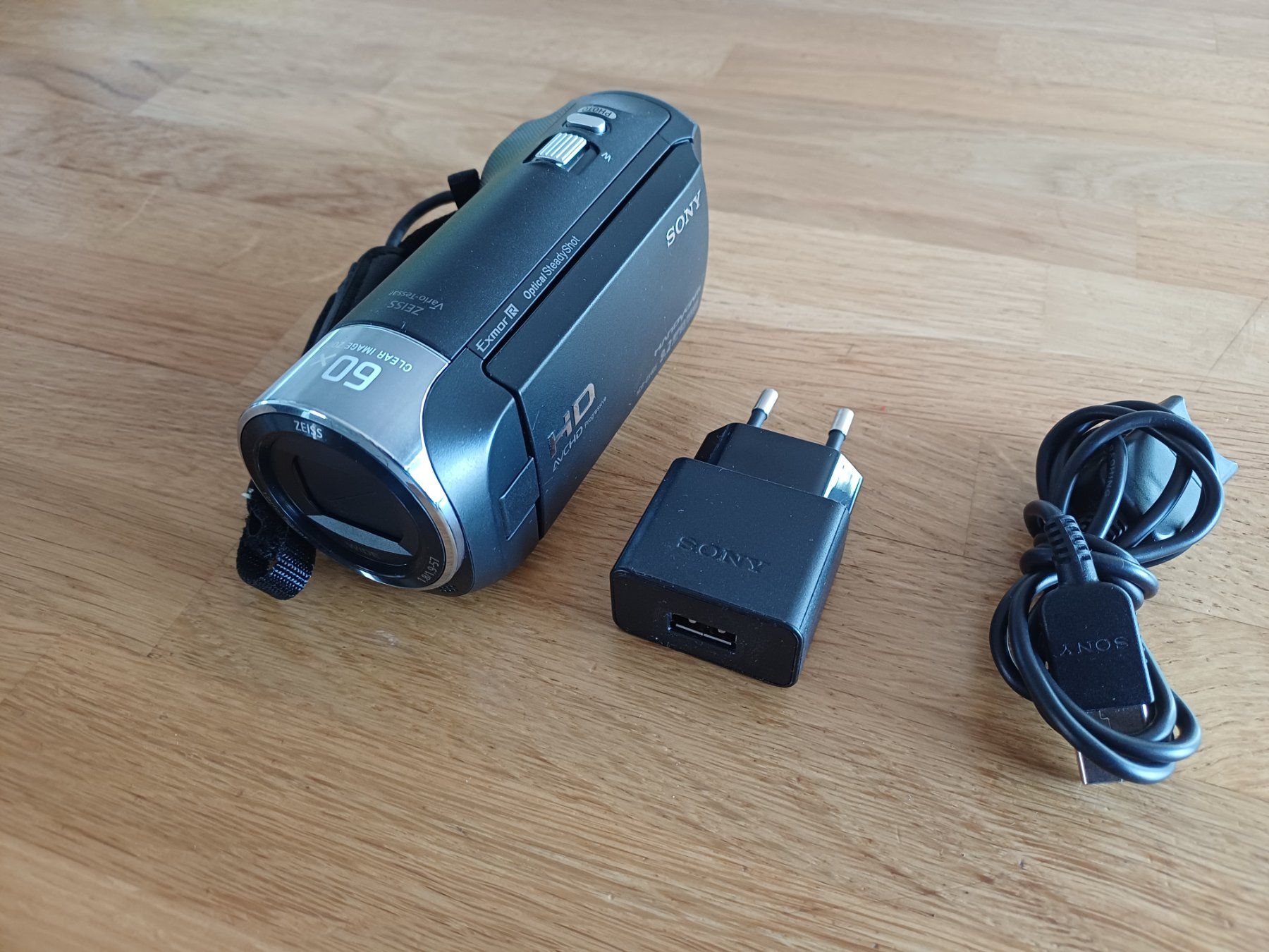 Sony Videocamere: Videokamera SONY – Usato da Kilchberg ZH venduto da Frosh 2