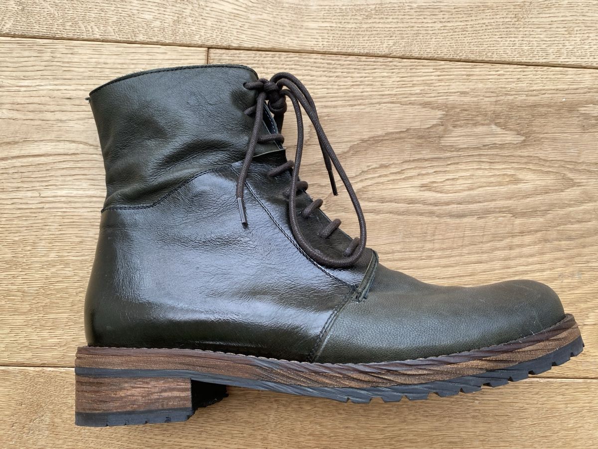 Damenschuhe: Leder Boots Tannengrün – Neu (gemäss Beschreibung) aus Ittigen von 132465