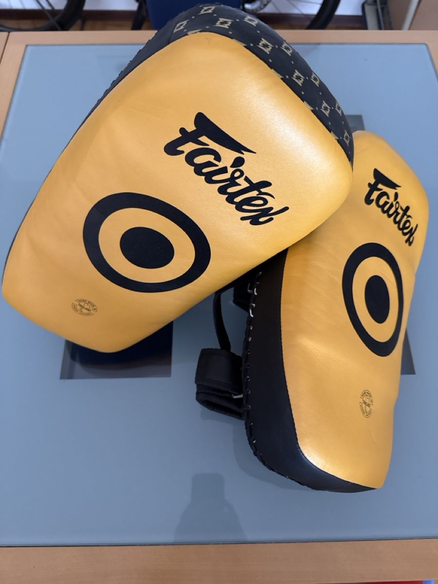 Handschuhe & Handstulpen: Pao Fairtex - colpitori per sport da combattimento – Neu (gemäss Beschreibung) aus Lugano von Nathan_595