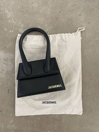 Jacquemus Le Chiquito Medium Schwarz
