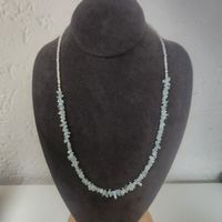 18 Karat Gold Aquamarin Kette mit Perlen