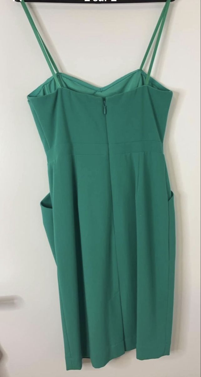 Robes: Robe élégante taille 0 – Neuf (Voir description) à Chavannes-Renens par Meilina.R17 1