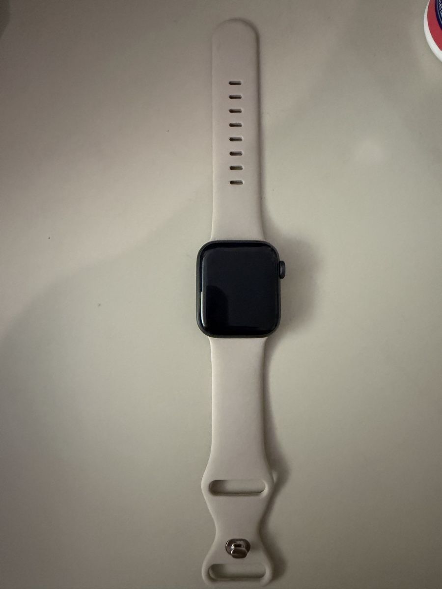 Apple Smartwatch: Apple Watch SE  – Gebraucht aus Zürich von 2ndhandzurich 1