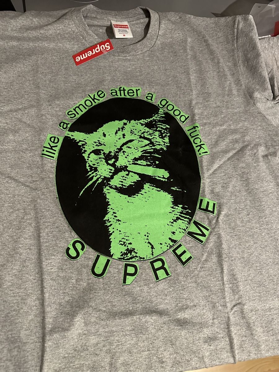 Supreme T-shirt: Supreme Tee – Nuovo e nell'imballaggio originale da Obfelden venduto da deisy2
