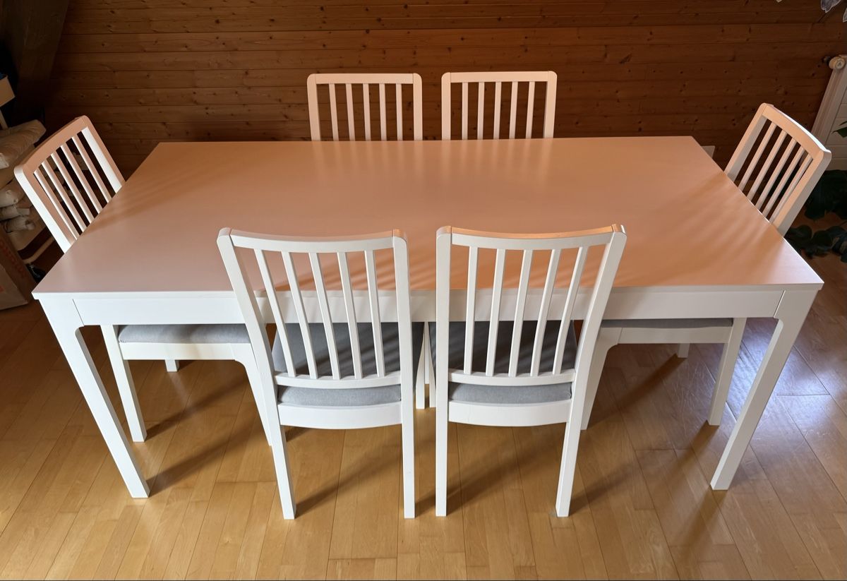 Ikea Tavoli: Esstisch mit passenden Stühlen – Usato da Bern venduto da Strawhat_Crew