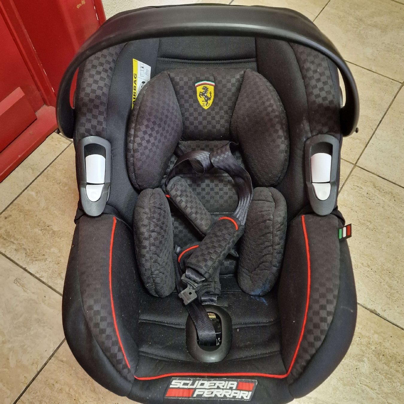 Seggiolini per auto: Siège auto bébé – Usato da Genève venduto da mar_rw9d