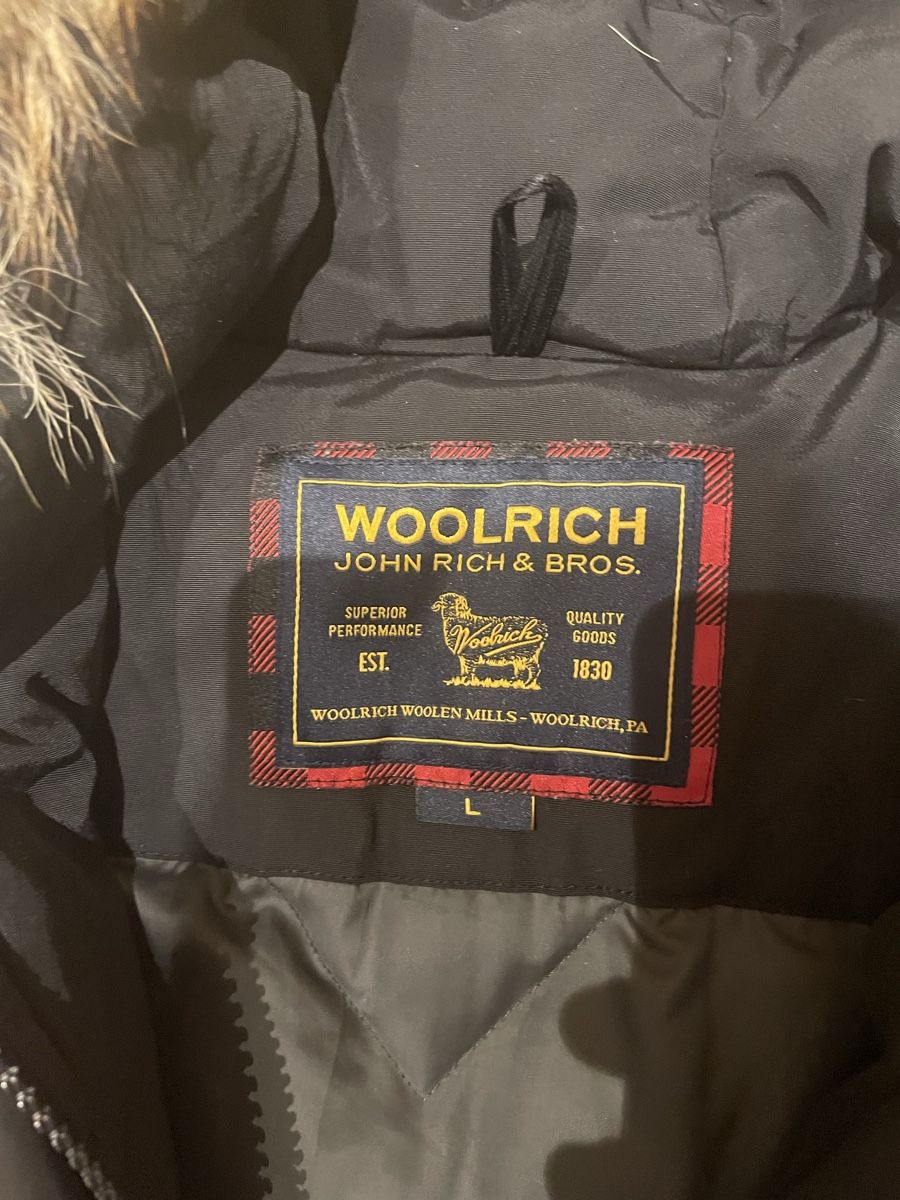 Woolrich Giacche: Woolrich Parka schwarz Gr. L – Usato da Winterthur venduto da Fabelhaft123 1