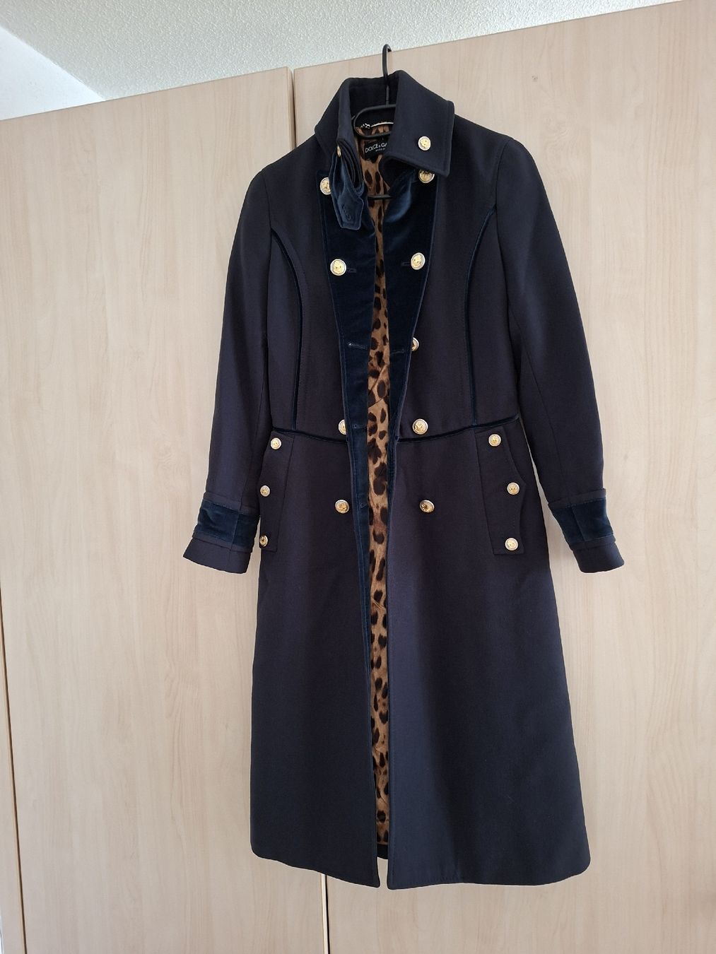 Dolce & Gabbana Cappotti: manteau dolce gabbana – Nuovo (secondo la descrizione) da Chardonne venduto da hel_h5k2 5