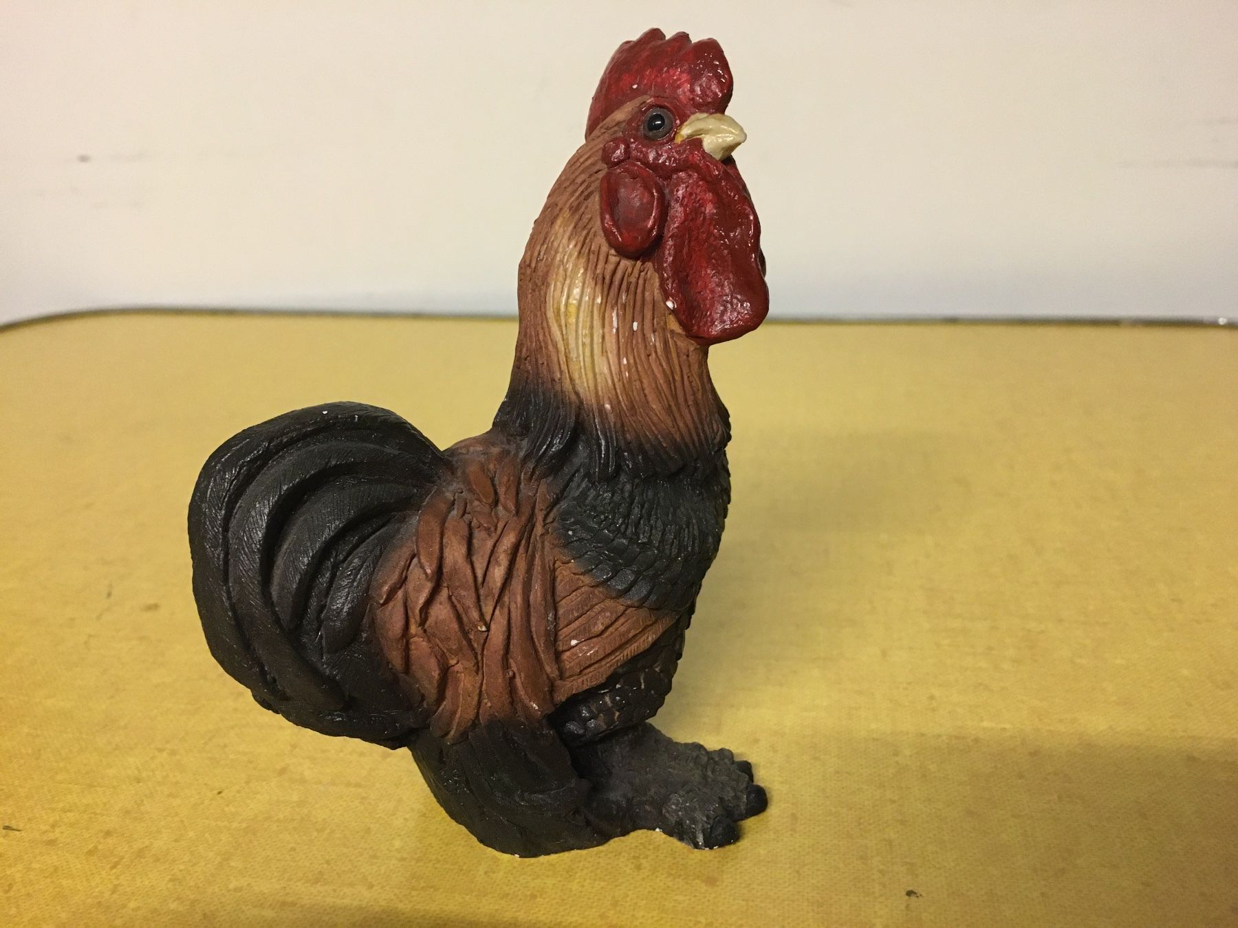 Statuette: Schöne Figur Huhn aus Harte Kunststoff. – Usato da Lanzenhäusern venduto da vic63 5