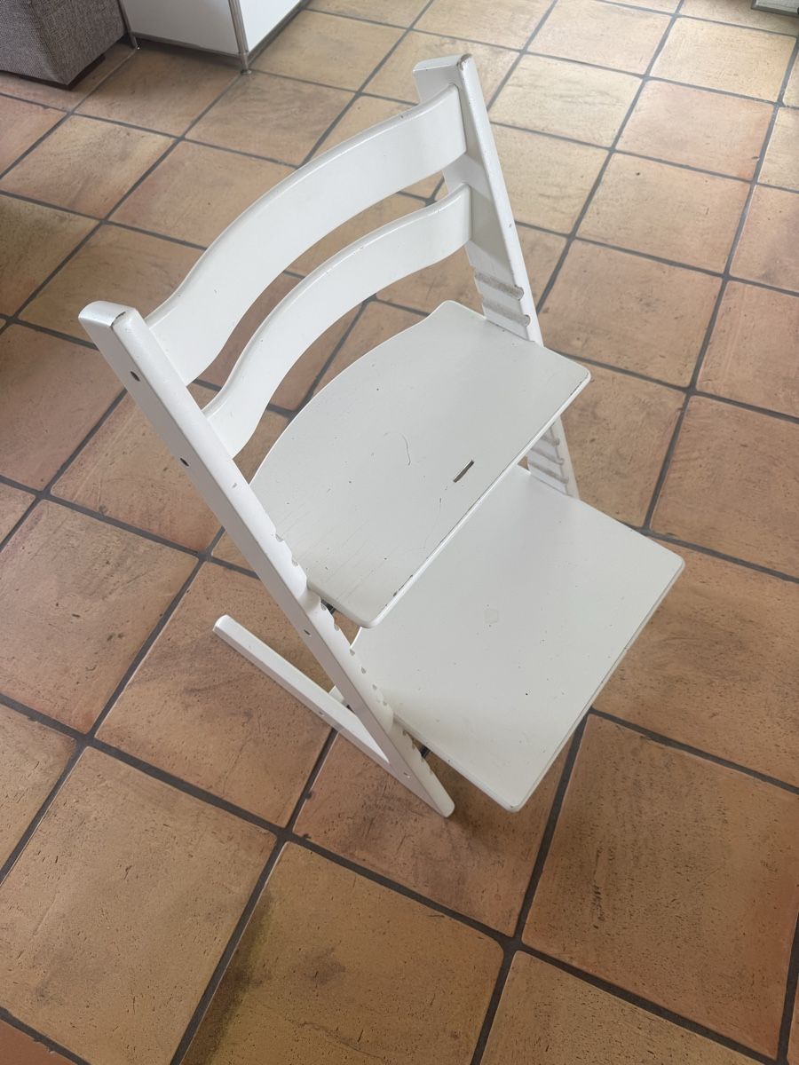 Stokke Seggioloni: Stokke Tripp Trapp Kinderstuhl, weiss – Usato da Erlach venduto da laughinggecko 2