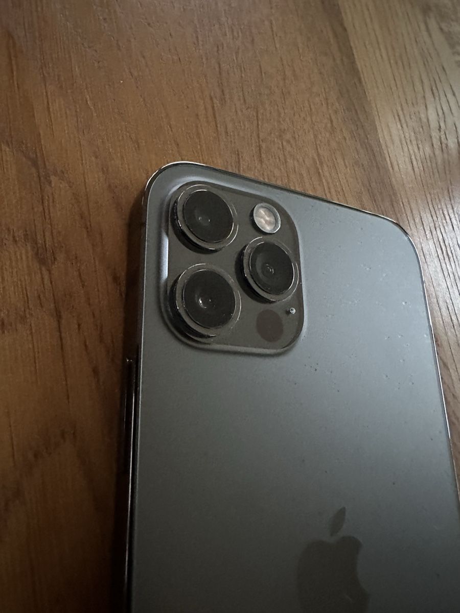 Apple Telefoni cellulari / Smartphones: Apple iPhone 12 Pro 128GB Graphit mit Originalverpackung – Usato da Deitingen venduto da Resi77 1