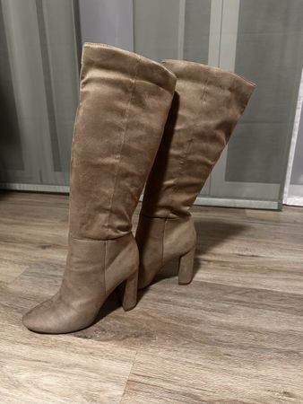 Beige Stiefel, Grösse 39, Top Zustand!