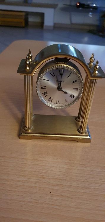 MUST DE CARTIER PENDULETTE DE VOYAGE réveil, en métal doré et