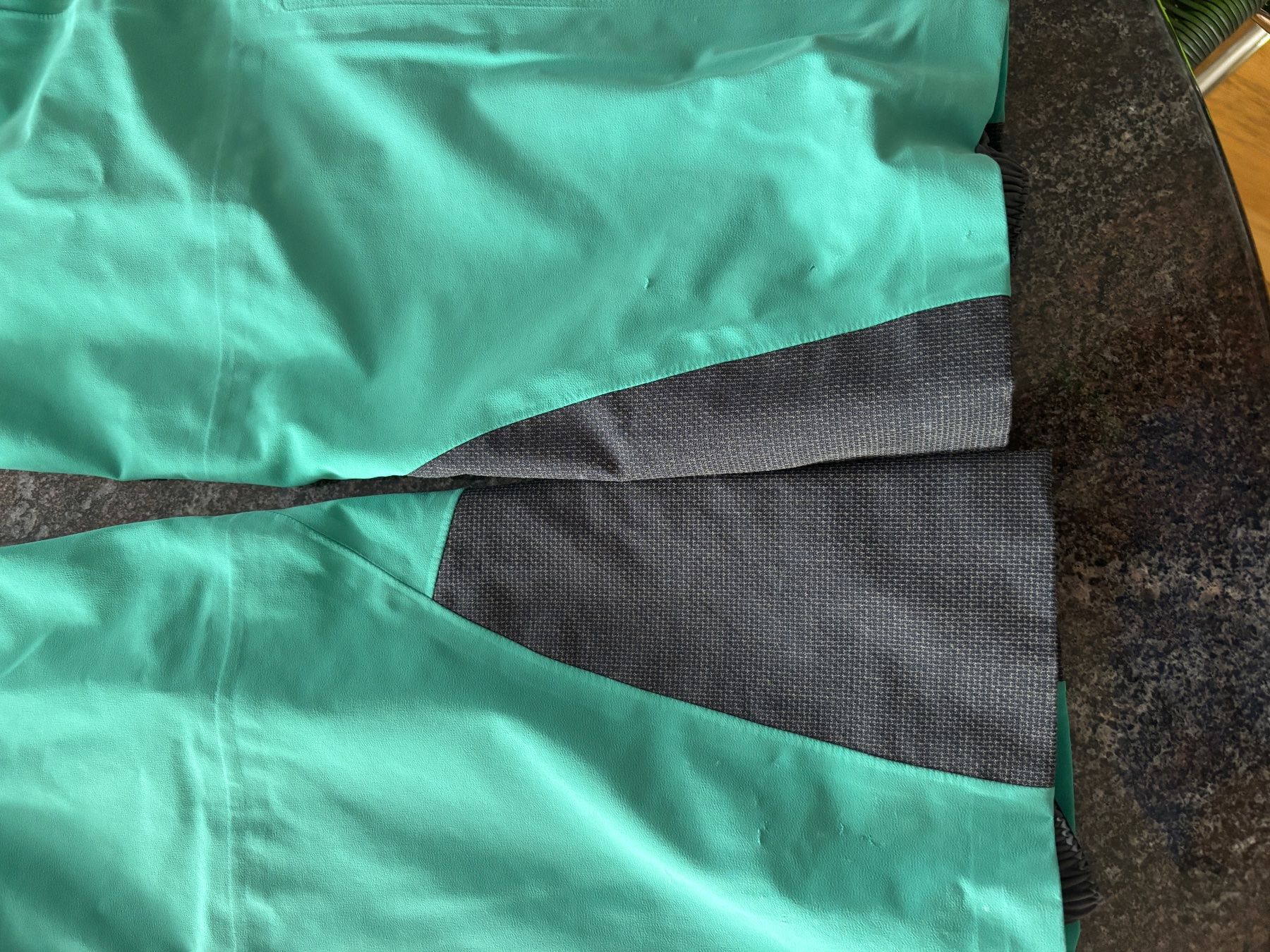 Haglöfs Pantaloni: Haglöfs Hardshellhose Gr.M – Usato da Hasliberg-Hohfluh venduto da hasliberg79 4