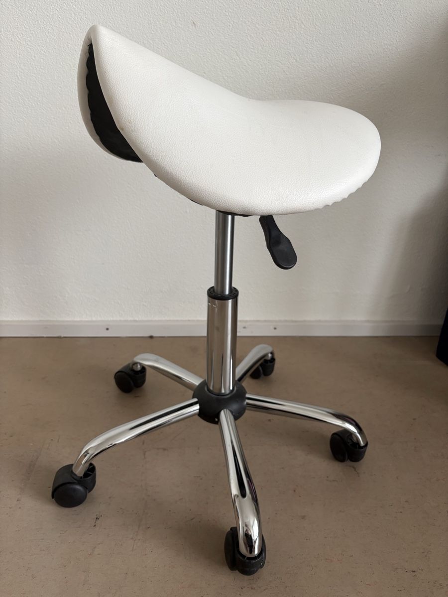 Dispositivi per massaggi: Massagestuhl Therapiestuhl – Usato da Zürich venduto da natalie78
