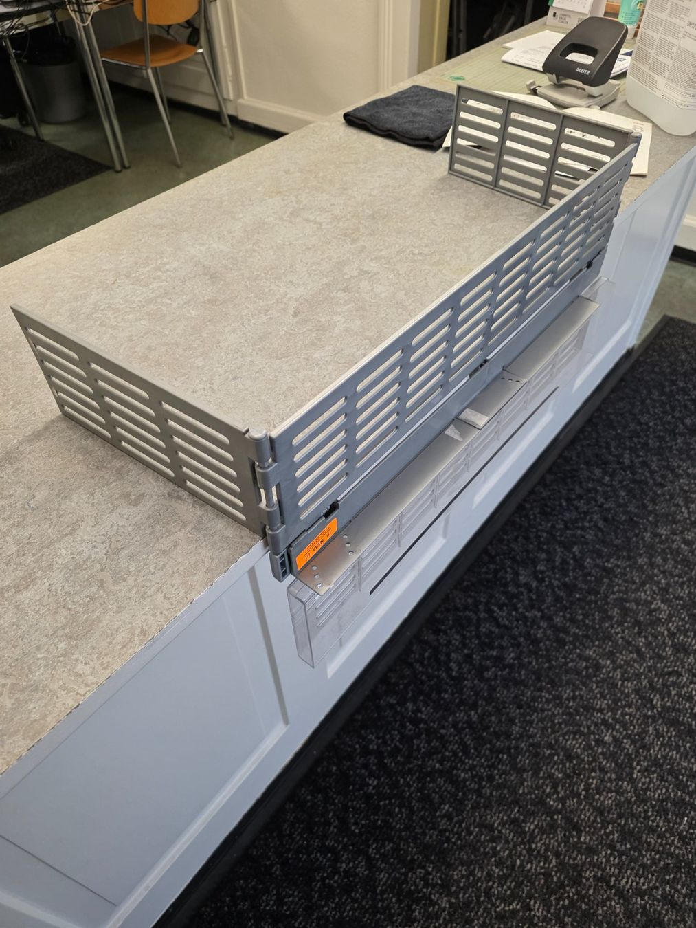 Grilles & Grillages: Herdschutzgitter – Neuf (Voir description) à Lostorf par rubileo