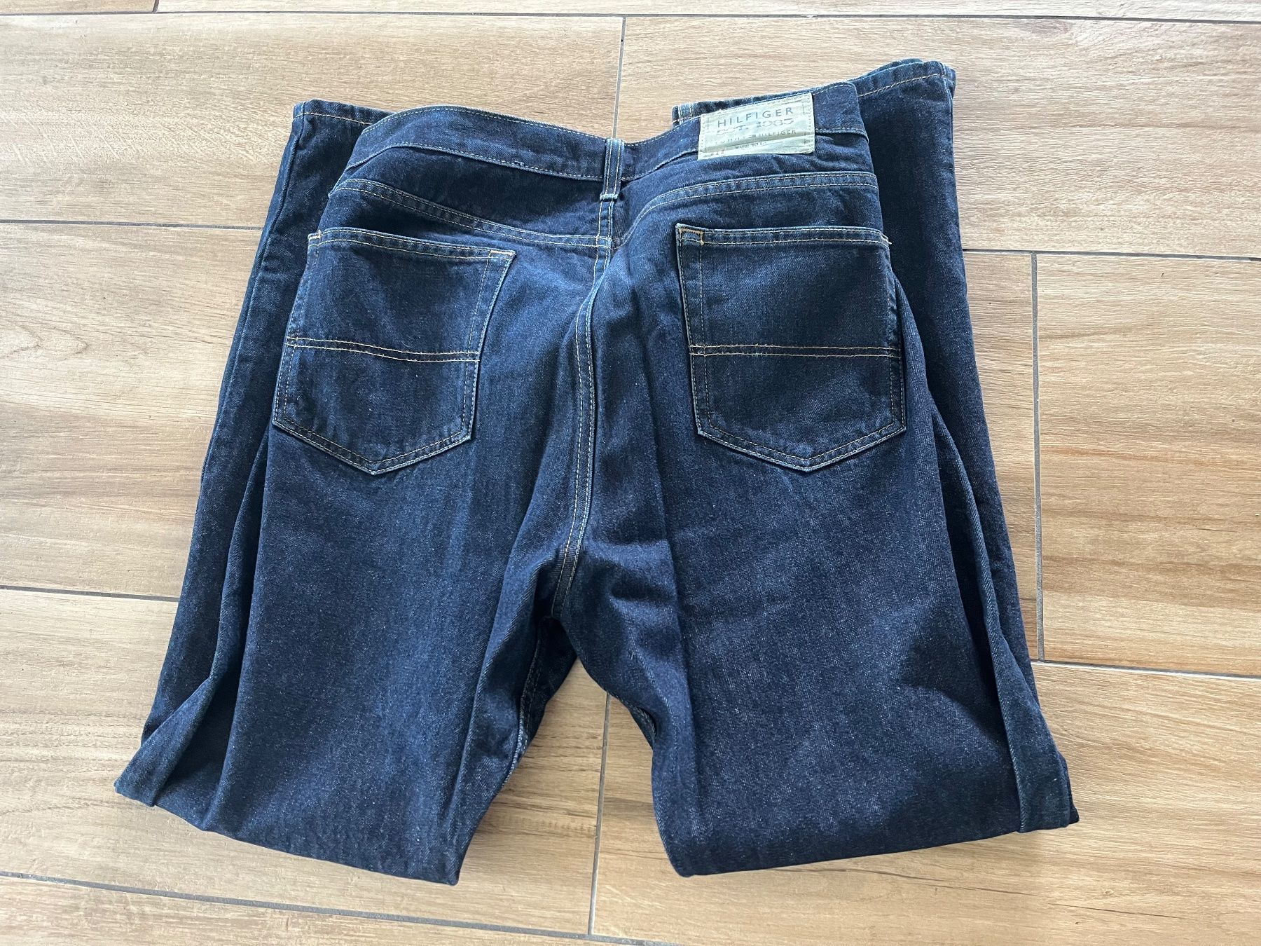 Tommy Hilfiger Jeans: Herren Jeans – Gebraucht aus Faoug von metropark 1