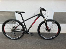 Neue Jamis Mountainbike Velo Grösse M. 29"