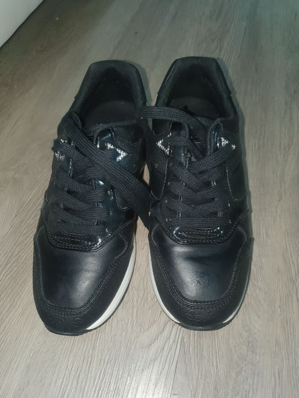 Guess Damenschuhe: Baskets Guess noires, taille 39 – Neu (gemäss Beschreibung) aus Bex von Tiphaine 1