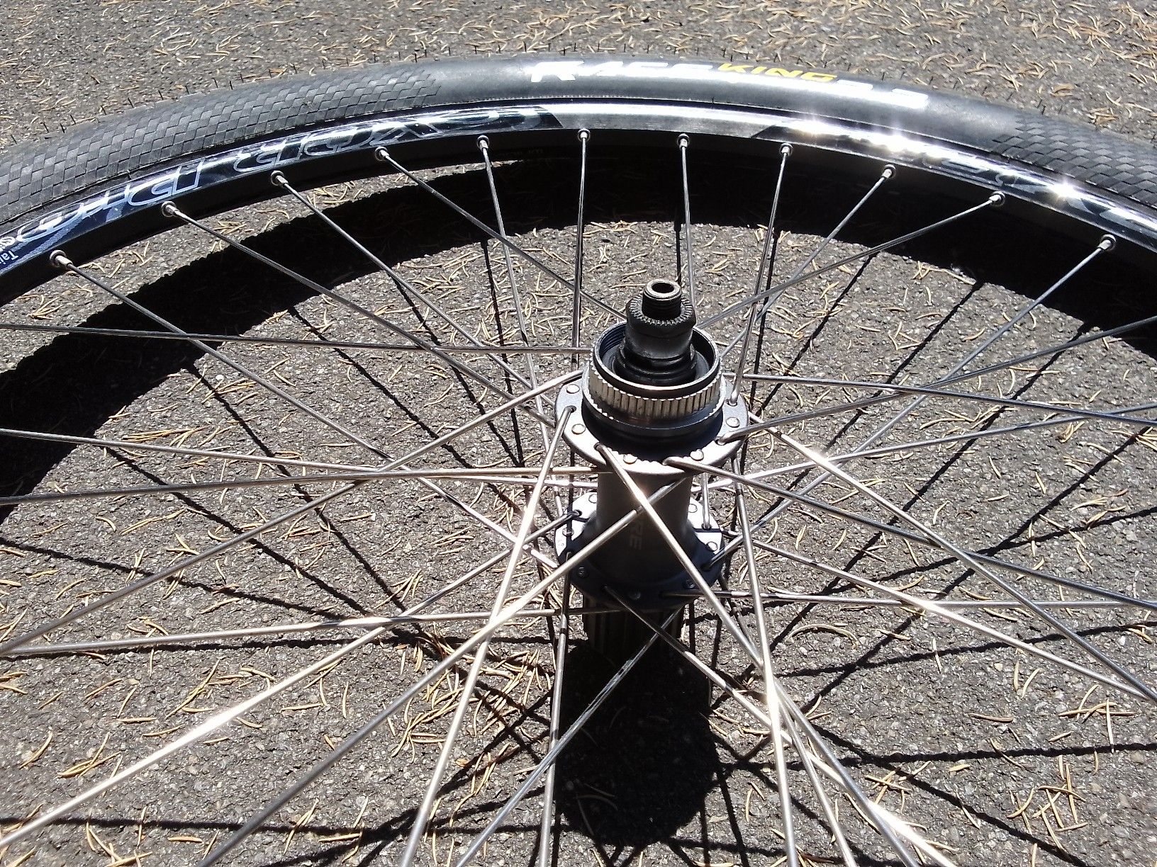 Shimano Pièces détachées: MTB 26" Radsatz Disc Alex Shimano Schnellspanner – D'occasion à Ebmatingen par swiss.canadian 5