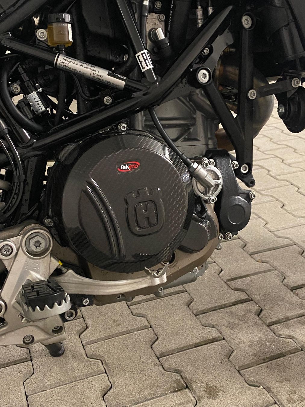 Husqvarna Strada: Husqvarna 701 Super Moto – Usato da Niederwil AG venduto da Debi_01 5