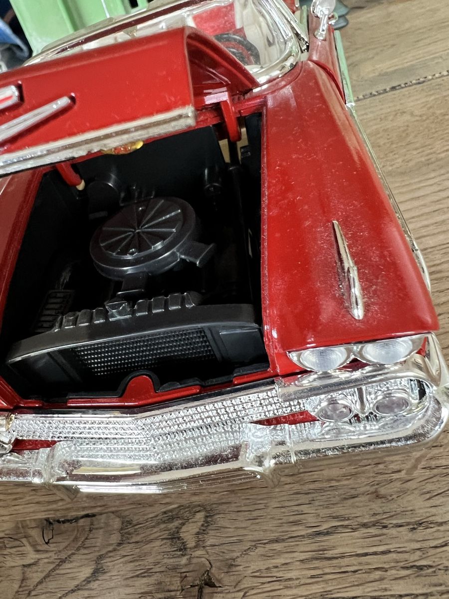 Chevrolet Modellini d'auto: Chevrolet Impala Modellauto – Usato da Sevelen venduto da Ritiplampi 4