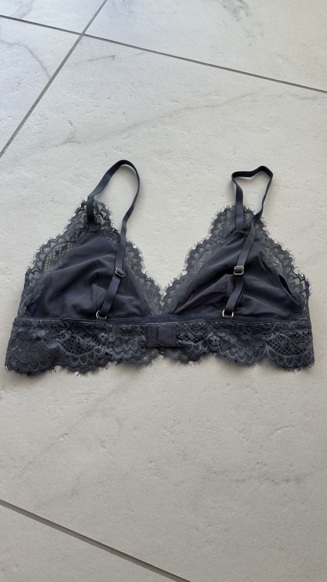 Altra biancheria intima: Bralette Spitze Grau S/M – Usato da Seengen venduto da sa_land 1