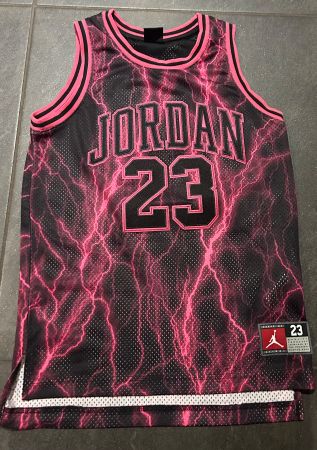 Jordan Basketball Tanktop 23 Pink Schwarz Grösse Kinder M