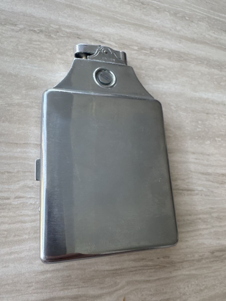 Ronson Briquets: Ronson De-Light Mastercase Feuerzeug mit Zigarettenetui – D'occasion à Burgdorf par LAD_Feuerzeug_4445
