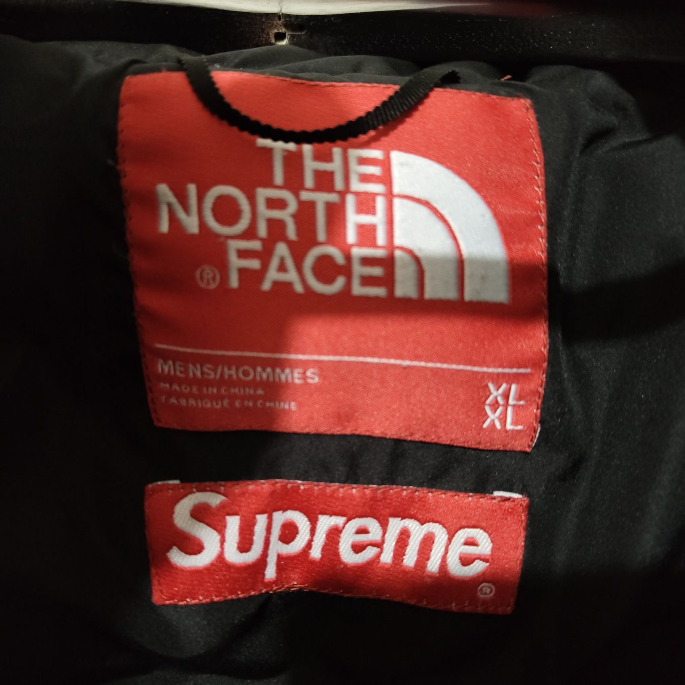 Vestes: Winterjacke Retro Nuptse 1966 North Face Supreme – D'occasion à Zürich par RETRO_FEARLESS 2